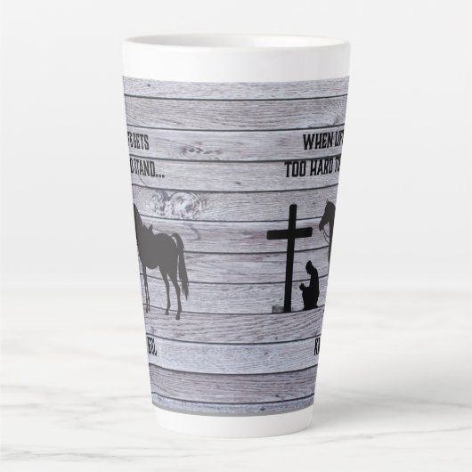 Als het leven moeilijk wordt, kniel latte mok (Voorkant)