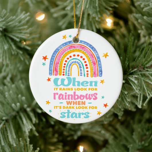 Als het regent, zoek dan regenbogen keramisch ornament (Boom)