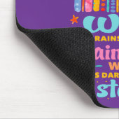 Als het regent, zoek dan regenbogen muismat (Hoek)