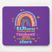 Als het regent, zoek dan regenbogen muismat (Voorkant)