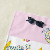 Als het zwelt, surft het op roze gierig strandlaken (In situ)