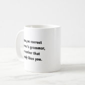 Als je de Grammar Koffee Mok van iemand corrigeert (Voorkant links)