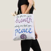 Als je je adem hebt... Yoga Bag Tote Bag (Dichtbij)