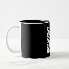 Als je schoonvader zijn al een cadeau genoeg lijkt tweekleurige koffiemok