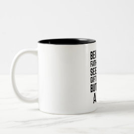Als jouw schoonvader zijn al een cadeau genoeg lij tweekleurige koffiemok