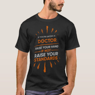 Als u een ARTS gebruikt, moet u uw hand optrekken  T-shirt