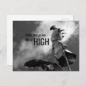 "Als ze laag gaan, gaan we hoog"  Briefkaart (Voorkant / Achterkant)