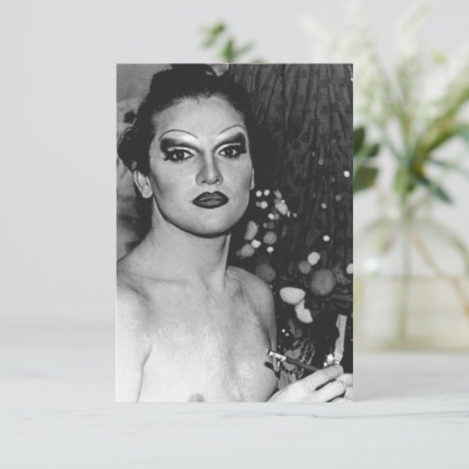 Alsjeblieft koningin.  LGBTQ Bedankkaart (Staand voorkant)