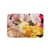 Alstroemeria Flowers Bath Mat (Voorkant)