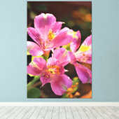 Alstroemeria Lilly Stunning Floral Bold Pink Canvas Afdruk (Insitu (Houten vloer))