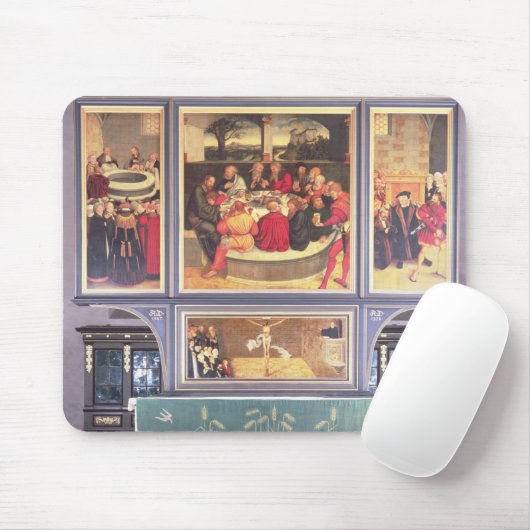 Altar met een triptych die muismat (Met muis)