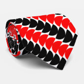 Alternatieve kanalen 04a - Rood en zwart Stropdas (Opgerold)