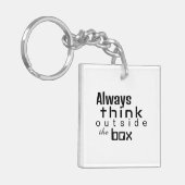 Altijd buiten de doos denken, Motivatie quote Sleutelhanger (Voorkant Links)