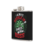 Altijd Dubbel in Als een Boss Dart Flask 6 oz. Heupfles (Links)