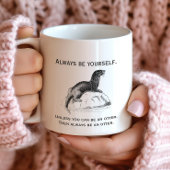 Altijd jezelf of een otter grappenmaker zijn koffiemok