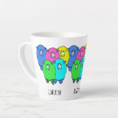 Altijd klaar om kleurrijke schapen te breien. Jouw Latte Mok (Linkerhoek)