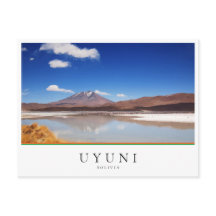 Altiplano-landschap met vulkaan in Uyuni, Bolivia