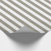 Aluminium grijs/witte streep cadeaupapier (Hoek)