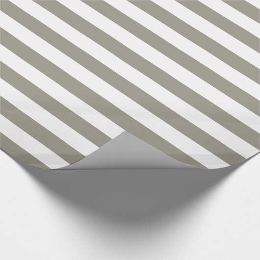 Aluminium grijs/witte streep cadeaupapier (Hoek)