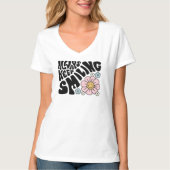 "Always Keep Smiling" Groovy 70s Font T-shirt (Voorkant)