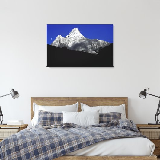 Ama Dablam Canvas Afdruk (Insitu (Slaapkamer))