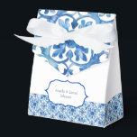 Amalfi-kust citroentegels Italië Bedankdoosjes<br><div class="desc">Amalfi-kust Italië Mediterraan citroen huwelijksdoos, met blauwe tegels, citroen en blauwe lijst. Bellissima Italia © U kunt personaliseren met uw namen. U kunt de tekstkleur en lettertype aanpassen met de optie om het verder aan te passen. GELIEVE TE NOTEREN: de online weergegeven kleuren kunnen enigszins afwijken van het daadwerkelijke product....</div>