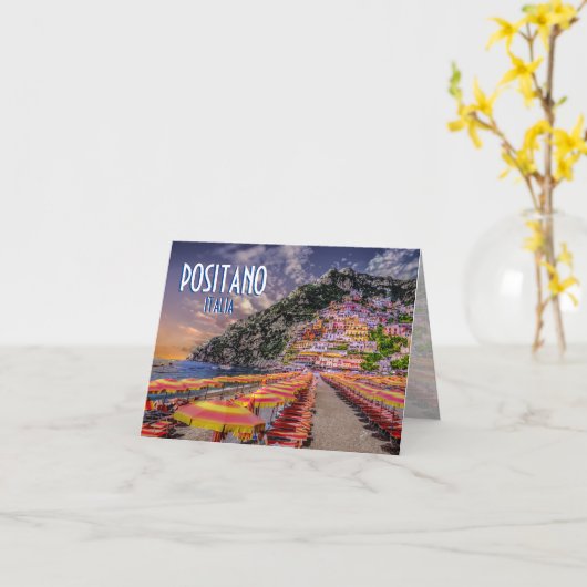 Amalfi van de Huizen van de Klip van Italië van Kaart (Gele Bloem)