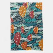 Amanita Magical Mushroom Fern Forest Pattern Theedoek (Verticaal)