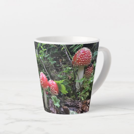 Amanita Muscaria — 12 oz. Latte Mok (Rechterhoek)