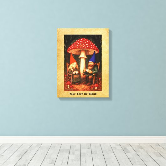 Amanita Mushroom en Gnomes Canvas Afdruk (Insitu (Houten vloer))