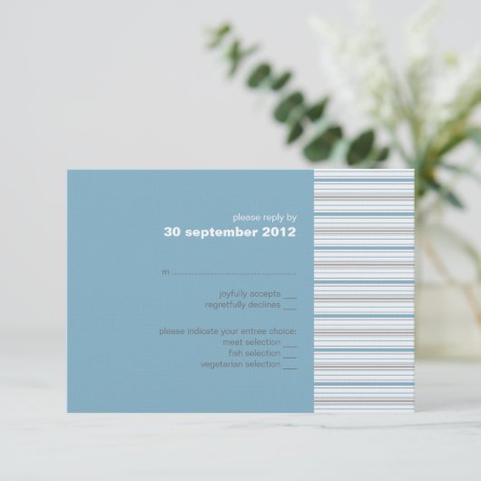 Amara Stripe Cornflower RSVP-kaartuitnodiging RSVP Kaartje (Staand voorkant)