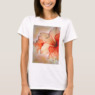 Amaryllis Adoration T-shirt