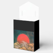 AMATERASU SUN GODDESS, RED GEM MONOGRAM Black Brow Bedankdoosjes (Geopend)