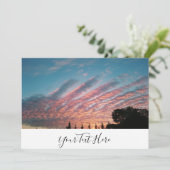 Amazing Clouds Sunset Pink Golden Uitnodigingskaar Kaart (Staand voorkant)