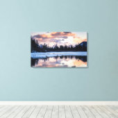 Amazing Lake op het Sunset Canvas (Insitu (Houten vloer))