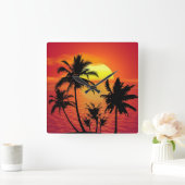 Amazing sunset with palms on tropical beach vierkante klok (Huis)