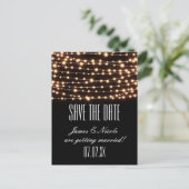 Amber Glow Slinger Lichtjes Save the Date Ansichtk Aankondigingskaart (Staand voorkant)