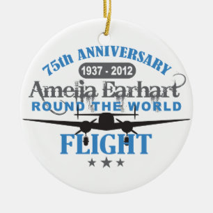 Amelia Earhart 75 Year Jubileum Keramisch Ornament