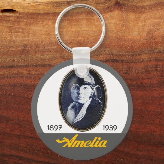Amelia Earhart- Aviator Sleutelhanger (Voorkant)