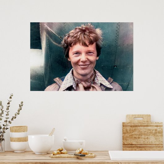 Amelia Earhart en haar Lockheed Electra gekleurd Poster (Keuken)