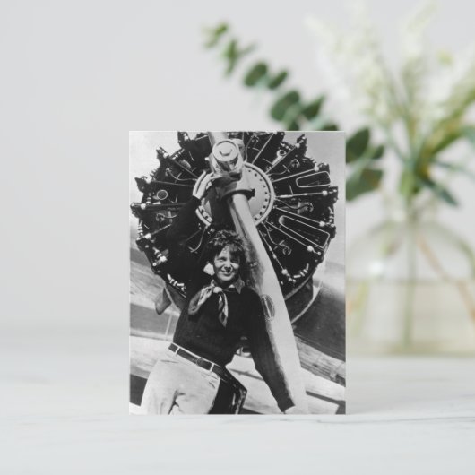  Amelia Earhart Foto Briefkaart (Staand voorkant)