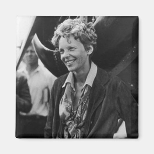 Amelia Earhart Fotoportret Magneet (Voorkant)