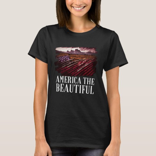 America Beautiful Mountains Purple Patriotic Decor T-shirt (Voorkant)
