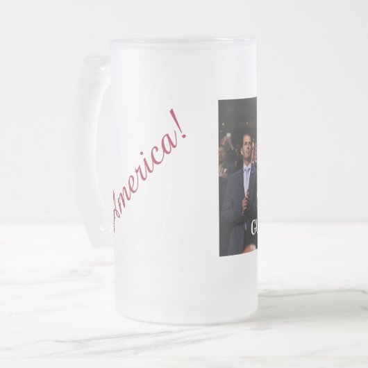 AMERICA DONALD TRUMP NOT GUILTY! 3 GLASS DESIGN  MATGLAS BIERPUL (Voorkant links)