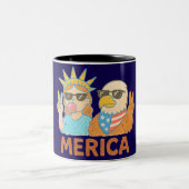 America vibes, Funny Cartonne Two-Tone Coffee Tweekleurige Koffiemok (Center)