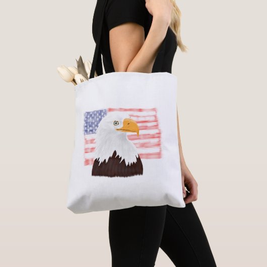 American Bald Eagle en Flag - transparant wit. Tote Bag (Dichtbij)