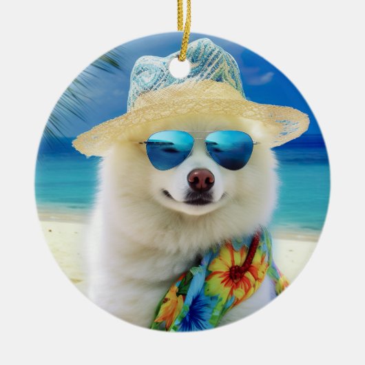 American Eskimo op Beach, zomercadeau voor hondenl Keramisch Ornament (Voorkant)