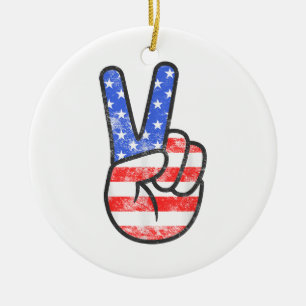 American Flag Peace Sign Hand T-Shirt Fourth of Ju Keramisch Ornament