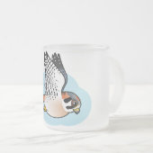 American Kestrel in vlucht Matglas Koffiemok (Voorkant rechts)