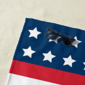 American Red White Blue Custom Monogram Initiaal Strandlaken (In situ)
